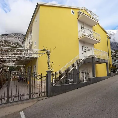 Pezo Appartement *